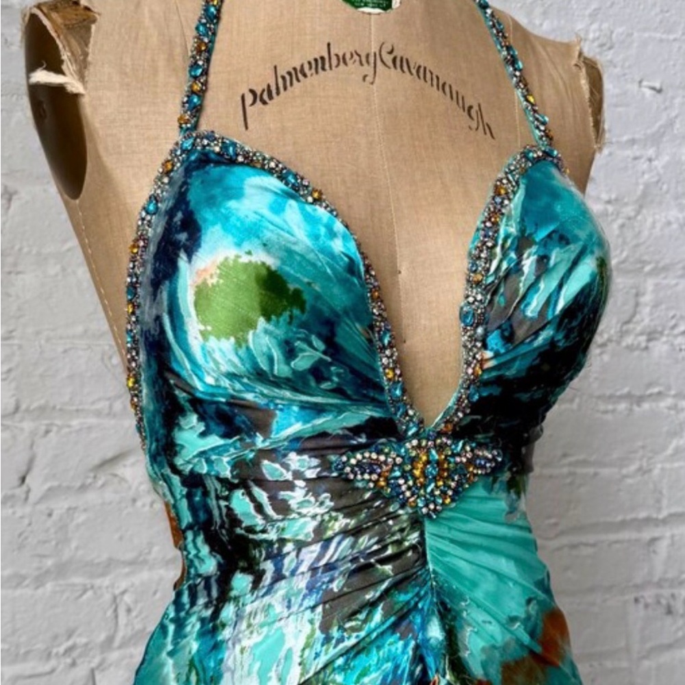 Elegant Backless Multicolor Dress